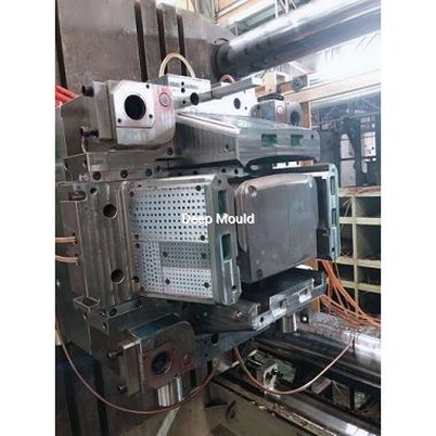 Plastični spremnici za kalupe